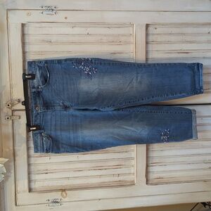 Talbots flawless girlfriend floral embroidered jeans. 14